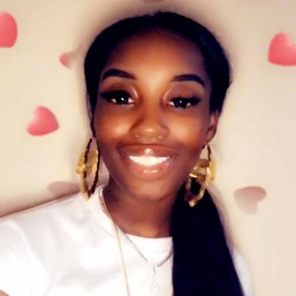 Meet your Posher, Ajolae - Picture 1 of 1